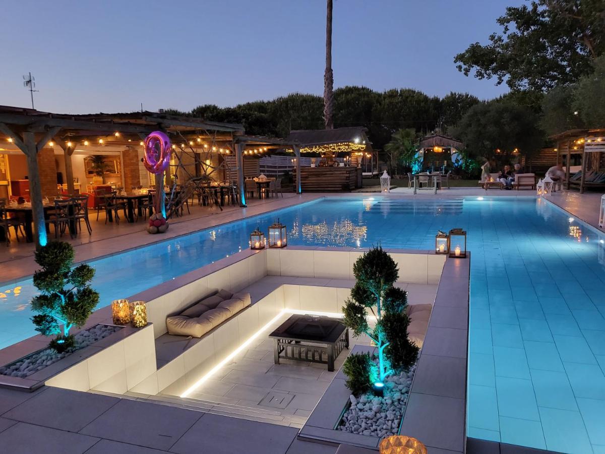 Paradise Ranch Hotel Borgo Sabotino Exterior foto